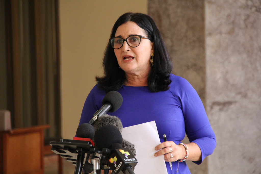 Cuba reiterará hoy en conversaciones migratorias con Estados Unidos (EE. UU.) su reclamo por que se ponga fin a los estímulos a una emigración irregular, aseguró en Twitter Bruno Rodríguez Parrilla, ministro de Relaciones Exteriores (Minrex).